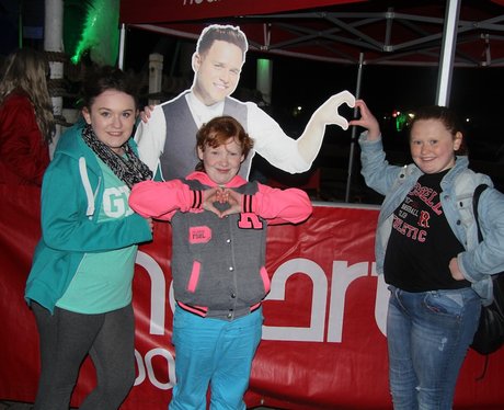 Give it some Heart - Drayton Manor Fireworks Sunda