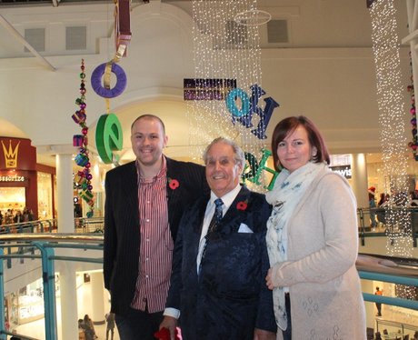 Intu Watford Christmas Light Switch On