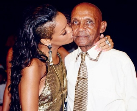 Rihanna kisses her grandfather