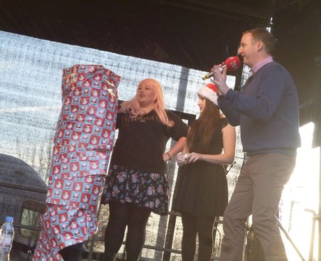 Heart Angels: Westwood Cross Christmas Light Switc