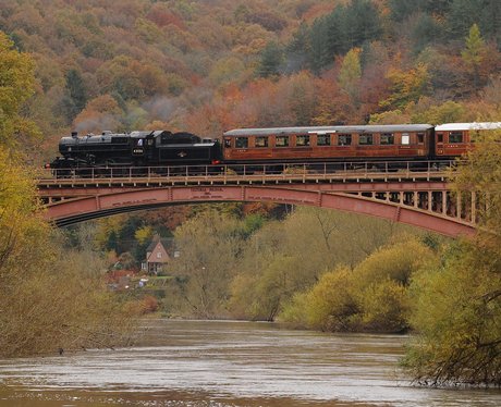 steam engine over severn valley