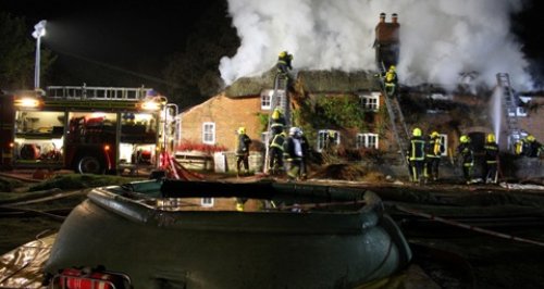Brockenhurst thatched cottage fire 1