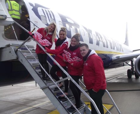 Heart Angels: CHSW Surprise Flight With Santa - Pa