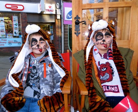 Heart Angels: Discover Wellingborough Christmas (3