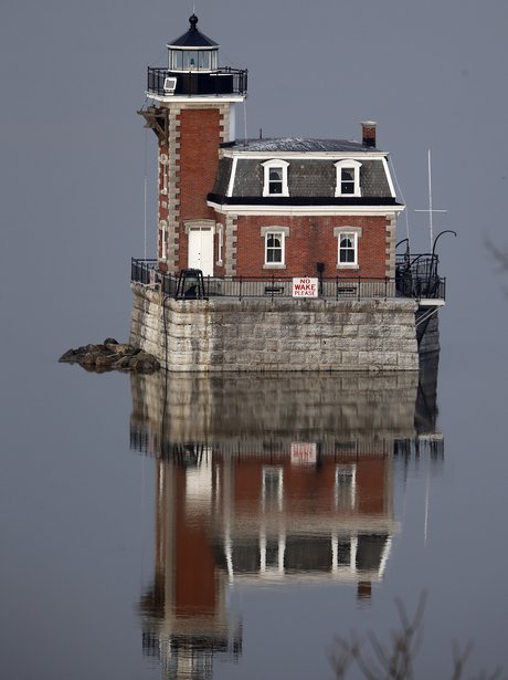 hudson-athens lighthouse