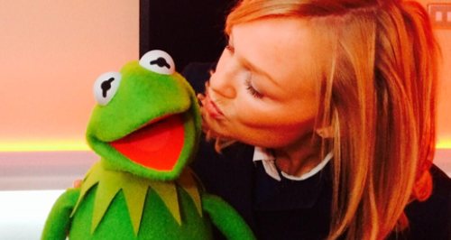 Emma Bunton kisses Kermit The Frog