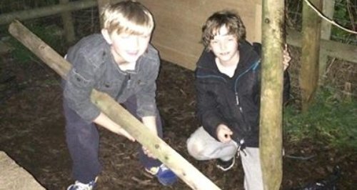 Ed's kids making a den