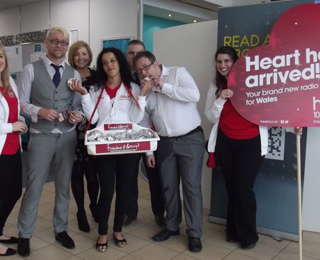 Heart Angels: Breakfast on Us!