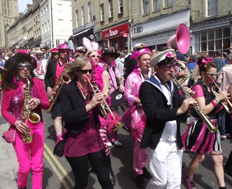 Heart Angels: Park Street Water Slide (04/05/2014)