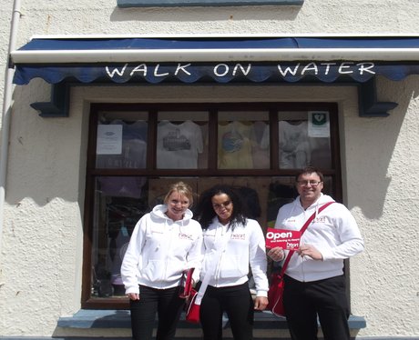 2014-05-12-pembroke-openclose