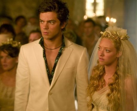 Dominic Cooper and Amanda Seyfried