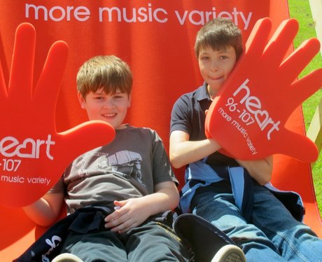Did you see the Heart Angels and their giant deckc