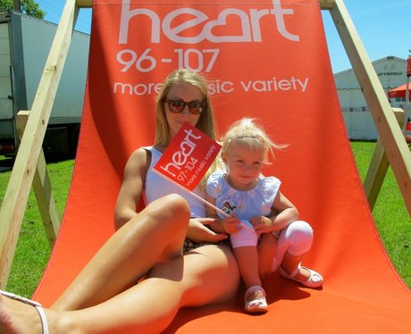 Did you see the Heart Angels and their giant deckc