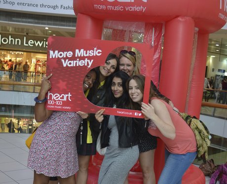 Winning Whirlwind Activity at Buchanan Galleries