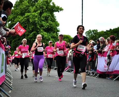 Race For Life 2014 - Bedford Finish line