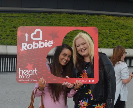 Heart Angels: Robbie Williams Gig