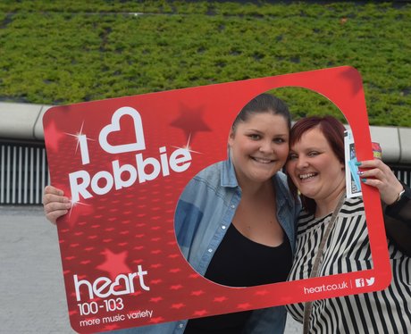 Heart Angels: Robbie Williams Gig