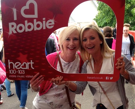 Heart Angels: Robbie Williams Gig
