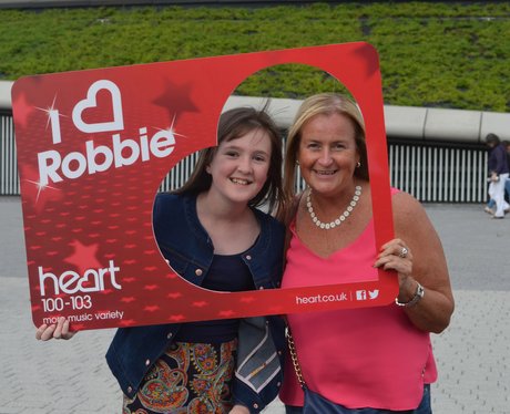 Heart Angels: Robbie Williams Gig