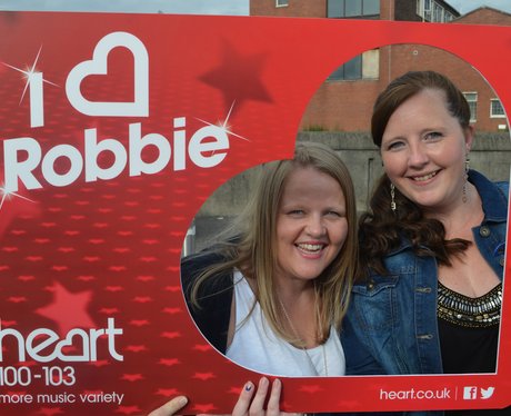 Heart Angels: Robbie Williams Gig