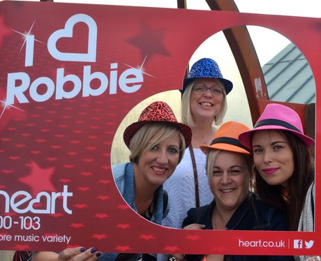 Heart Angels: Robbie Williams Gig