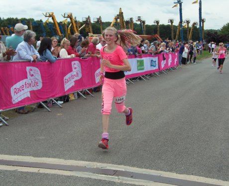 Newbury Race for Life 2014: Finish Line