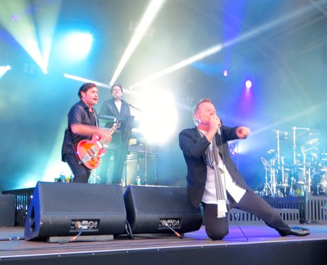 Alive @ Delapre: Simple Minds