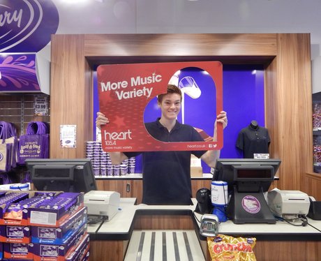 Heart Angels Visit Cheshire Oaks