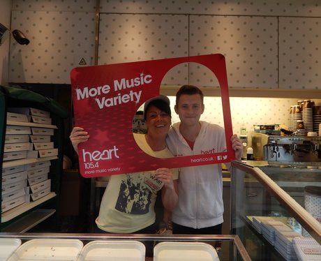 Heart Angels Visit Cheshire Oaks