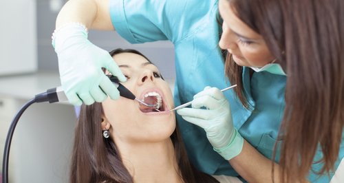 Dentist