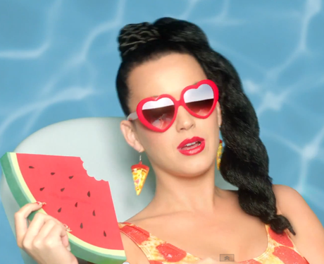 Katy Perry has got us feeling all summery in her brand new music video ...
