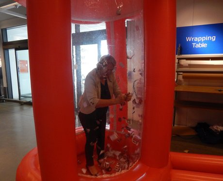 Heart Angels: Ant And Dec Give Away at IKEA!
