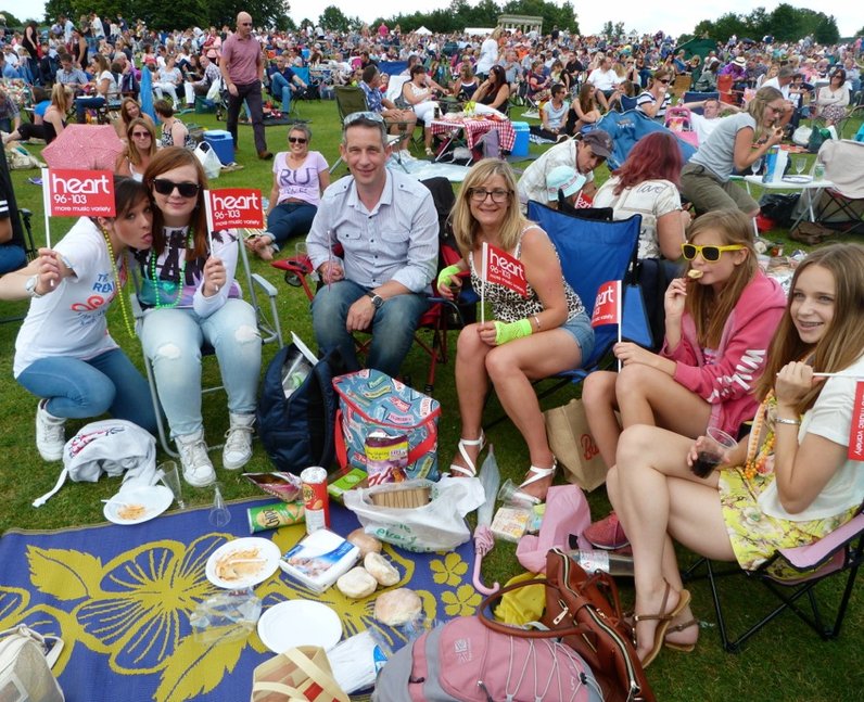 Heart Angels: Audley End 80's Night (2 August 2014