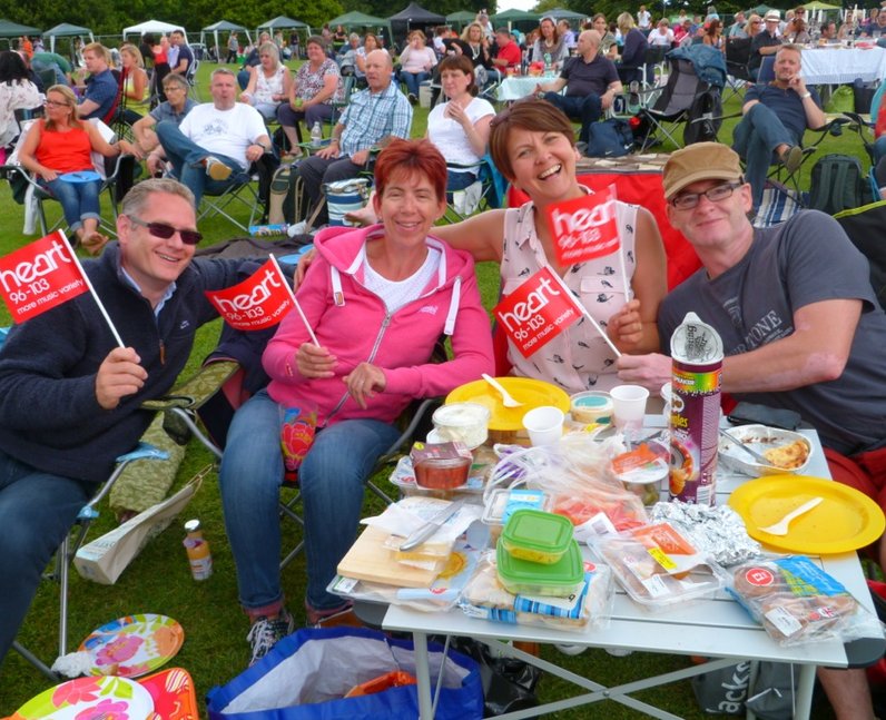 Heart Angels: Audley End 80's Night (2 August 2014