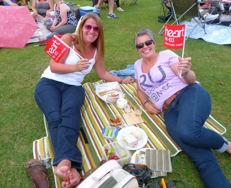 Heart Angels: Audley End 80's Night (2 August 2014