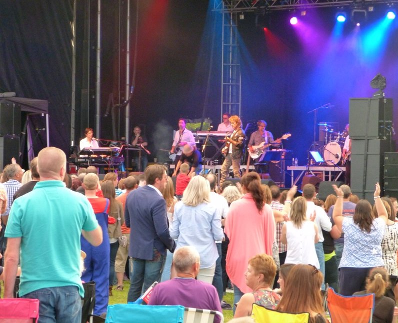 Heart Angels: Audley End 80's Night (2 August 2014
