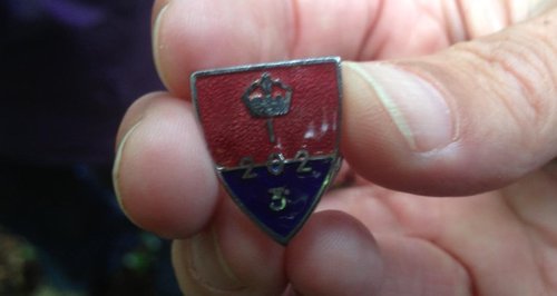 Resistance member badge