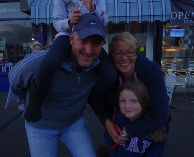 Heart Angels: Southend Carnival (16 August 2014)