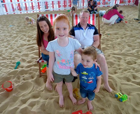 Summer Beach 2014 - centre:mk