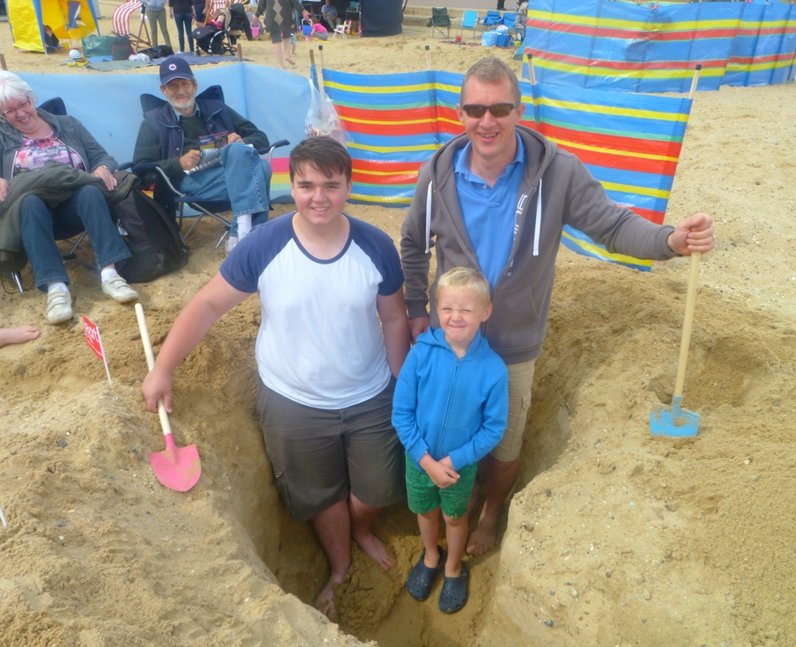 Heart Angels: Clacton Air Show (22 August 2014)