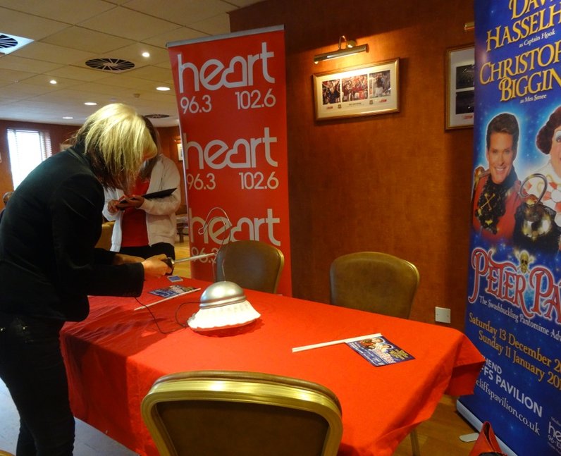 Heart Angels: Workplace Play-Hoffs