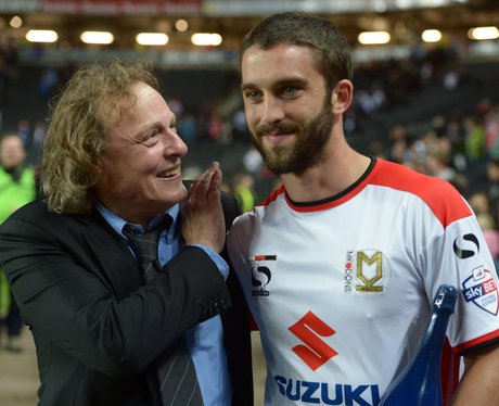 MK Dons v Manchester United