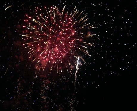 Met Police Bushey Sports Club Fireworks! - Heart Hertfordshire