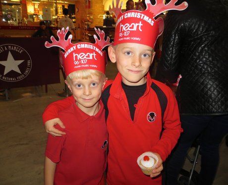 Centre:MK Christmas Parade