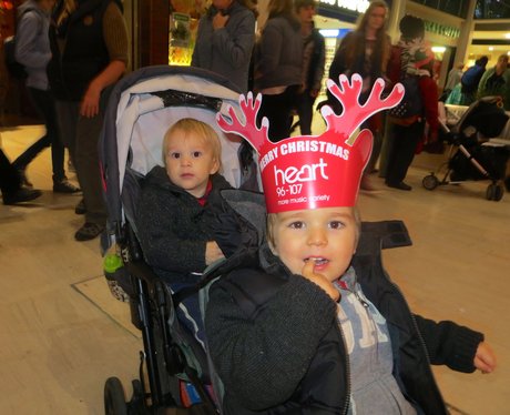 Centre:MK Christmas Parade