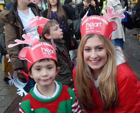 Heart Angels: Chatham Christmas Light Switch On (1