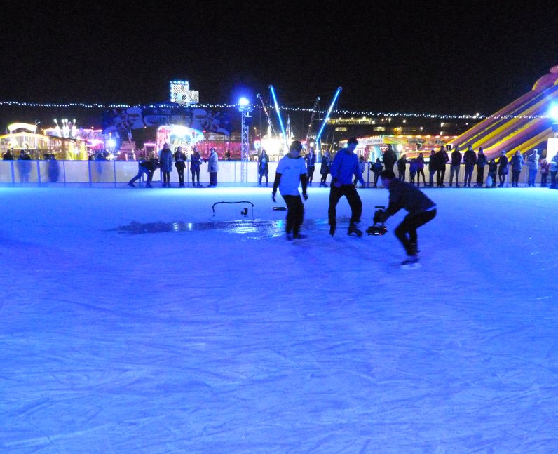 Cambridge Ice Rink Opening - Heart Cambridge