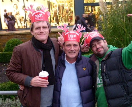 Harlow Water Gardens Christmas Lights Switch On (2
