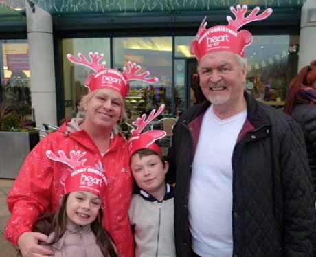 Harlow Water Gardens Christmas Lights Switch On (2
