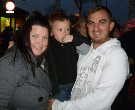 Heart Angels: Rainham Christmas Light Switch On (2